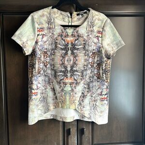 Funktional abstract scuba shirt